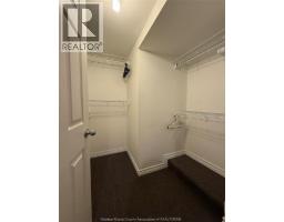 647 Irvine AVENUE UnitNo. 301 - 28