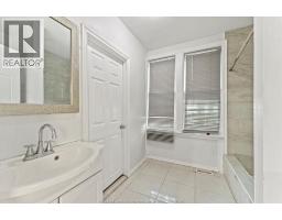 691 WINDERMERE ROAD - 13