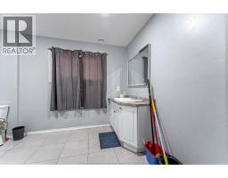 691 WINDERMERE ROAD - 21