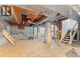 691 WINDERMERE ROAD - 23
