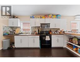 1564 LANGLOIS AVENUE - 11