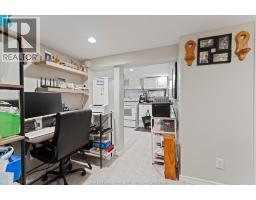 1564 LANGLOIS AVENUE - 32