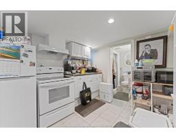 1564 LANGLOIS AVENUE - 35