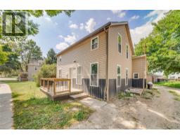 3080 SANDWICH STREET - 17
