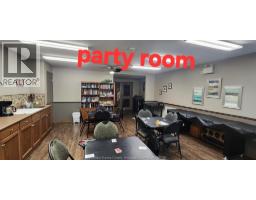 6055 ELLIS UnitNo. 403 - 27