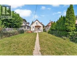 841 PIERRE AVENUE - 26