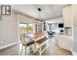 1096 CHARLOTTE CRESCENT - 13
