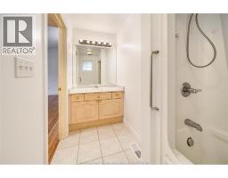 1511 CHATEAU AVENUE - 20