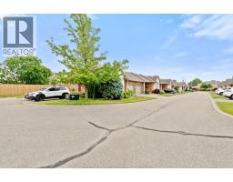 15 OAKGROVE LANE - 42