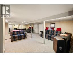 2226 Gladstone Avenue - 37