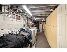 2226 Gladstone Avenue - 39