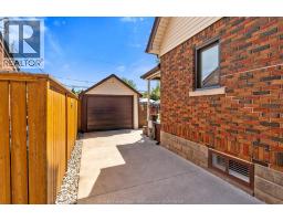 2226 Gladstone Avenue - 9