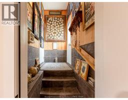 576 RICHMOND STREET - 41