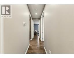 625 ROSELAND DRIVE South - 16