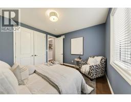 625 ROSELAND DRIVE South - 18