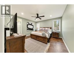 625 ROSELAND DRIVE South - 27