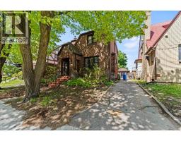 3056 Alexander AVENUE - 3