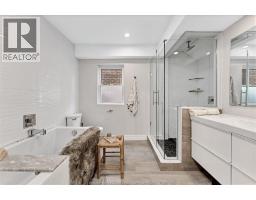 1362 ELSMERE - 21