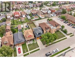 1362 ELSMERE - 32