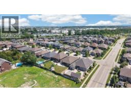 3945 ZANZIBAR CRESCENT - 47