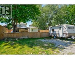 8 ST. CLAIR STREET - 31