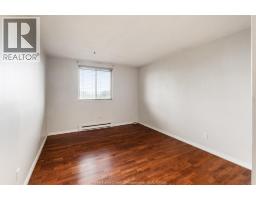 3936 WYANDOTTE STREET UnitNo. 805 - 22