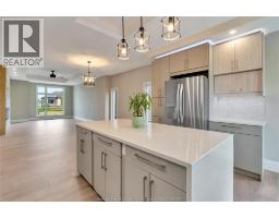 121 HAZEL CRESCENT - 13