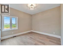 121 HAZEL CRESCENT - 18