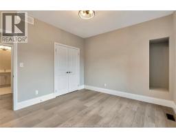 121 HAZEL CRESCENT - 22