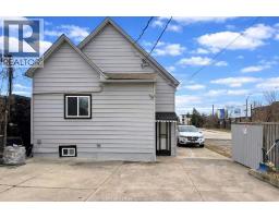 1116 WYANDOTTE East - 32
