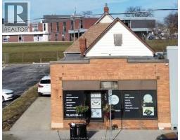 1116 WYANDOTTE East - 35