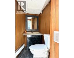 1116 WYANDOTTE East - 37