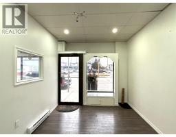 1116 WYANDOTTE East - 38