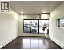1116 WYANDOTTE East - 39