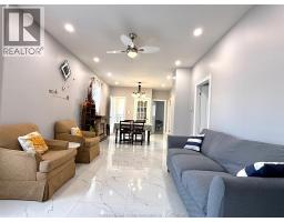 1116 WYANDOTTE East - 4