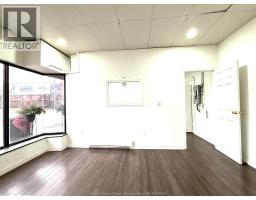 1116 WYANDOTTE East - 40