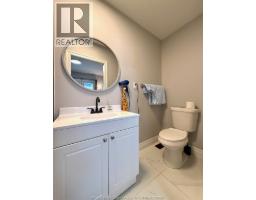 1116 WYANDOTTE East - 8