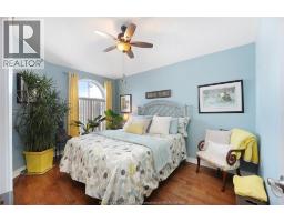 2 QUEEN S HILL CRESCENT - 20