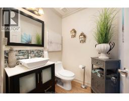 2 QUEEN S HILL CRESCENT - 21