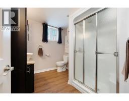 2 QUEEN S HILL CRESCENT - 28