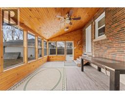 4590 WALKER ROAD - 16