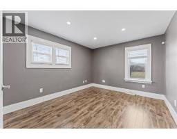 4590 WALKER ROAD - 17