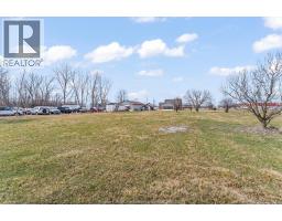 4590 WALKER ROAD - 28