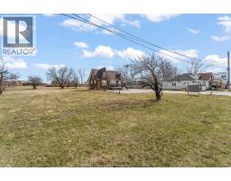 4590 WALKER ROAD - 4