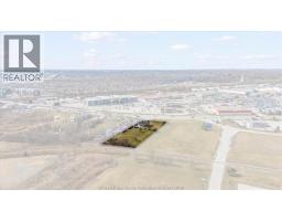 4590 WALKER ROAD - 41
