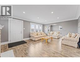 4590 WALKER ROAD - 6