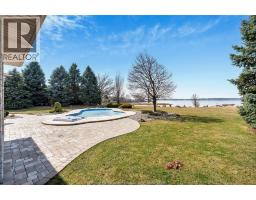 30 EMERALD LANE - 18