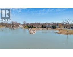 30 EMERALD LANE - 26