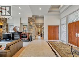 30 EMERALD LANE - 7