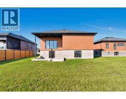 112 HAZEL CRESCENT - 3
